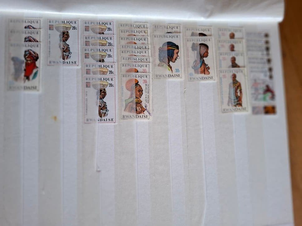 Grote voorraad postzegels Rwanda, veelal postfris, Ophalen of Verzenden