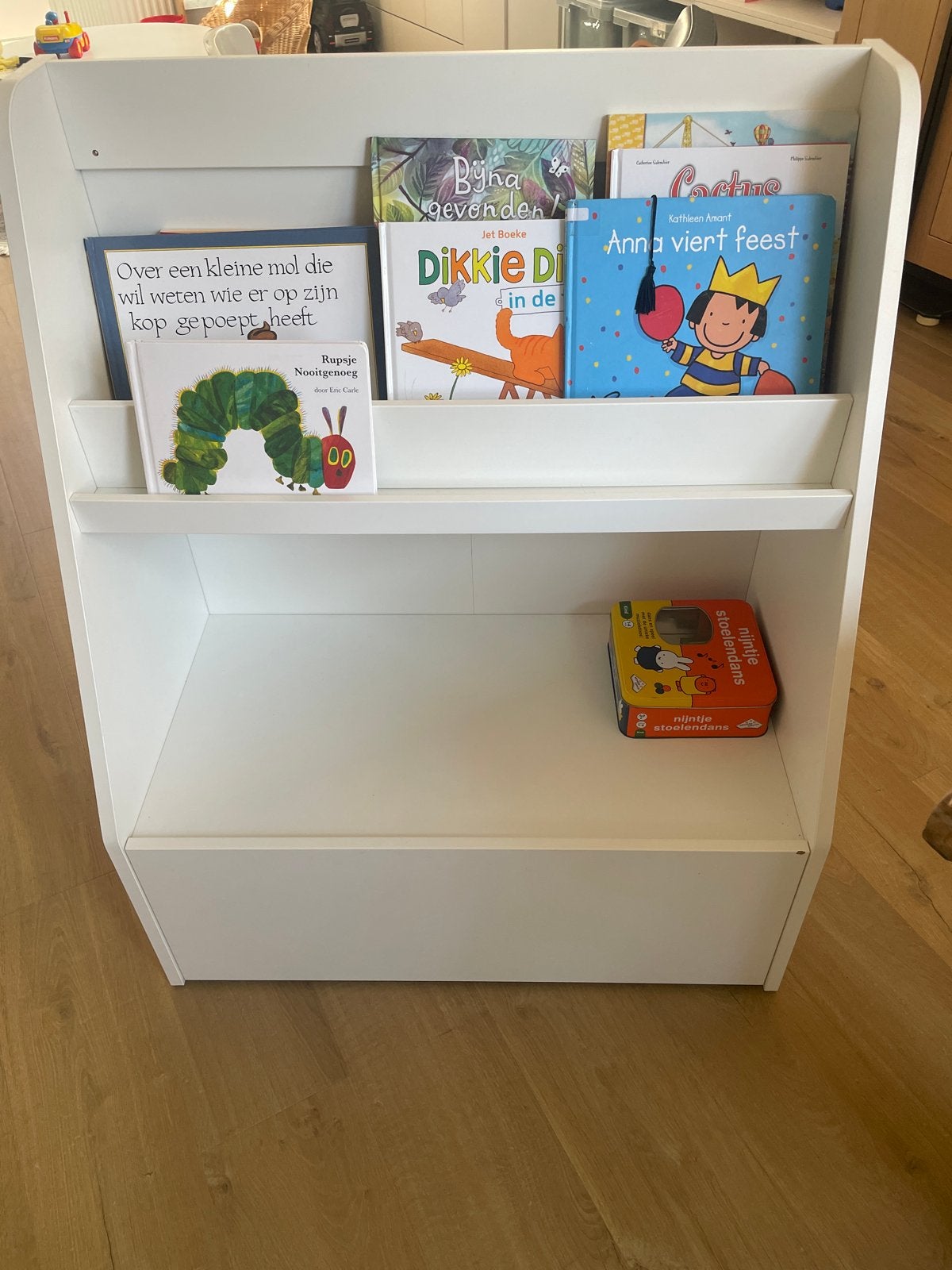 IKEA kinderboekenrek wit, Ophalen, Met plank(en), Minder dan 50 cm, Zo goed als nieuw
