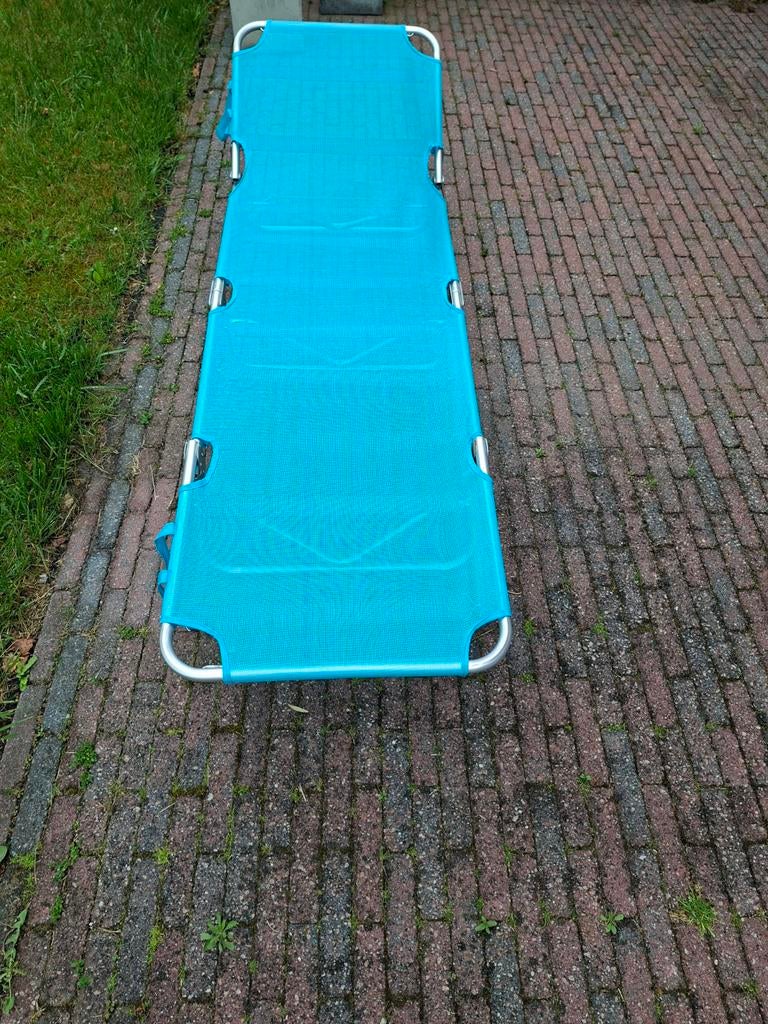 Verstelbaar ligbed turquoise - aluminium frame, Ophalen, Gebruikt, Aluminium, Verstelbaar