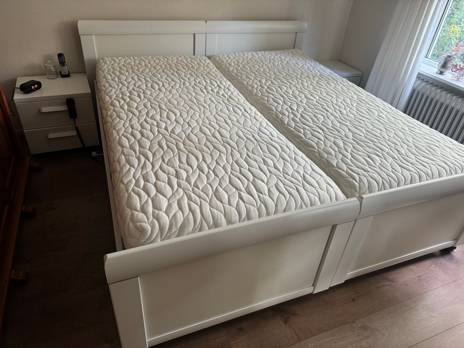Elektr. verstelbaar bed 180x200 + lattenbodems + matrassen, Ophalen, Wit, Tweepersoons, 180 cm
