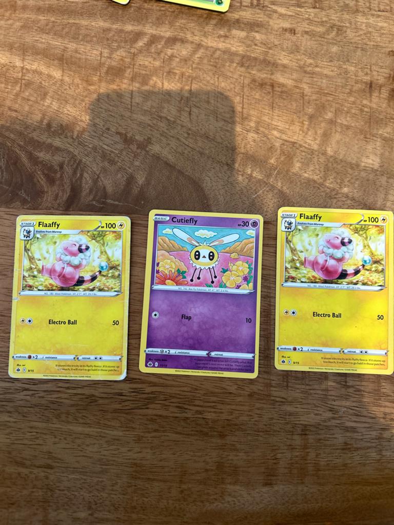 Pokémon Kaarten: Flaaffy (2x) en Cutiefly, Ophalen of Verzenden, Gebruikt, Meerdere kaarten