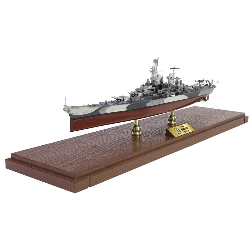 USS Missouri BB-63 Iowa Class Battleship U.S. Navy 1944, Overige merken, Glow2B Germany GmbH Erlenbacher Str. 3 shop@glow2b.de