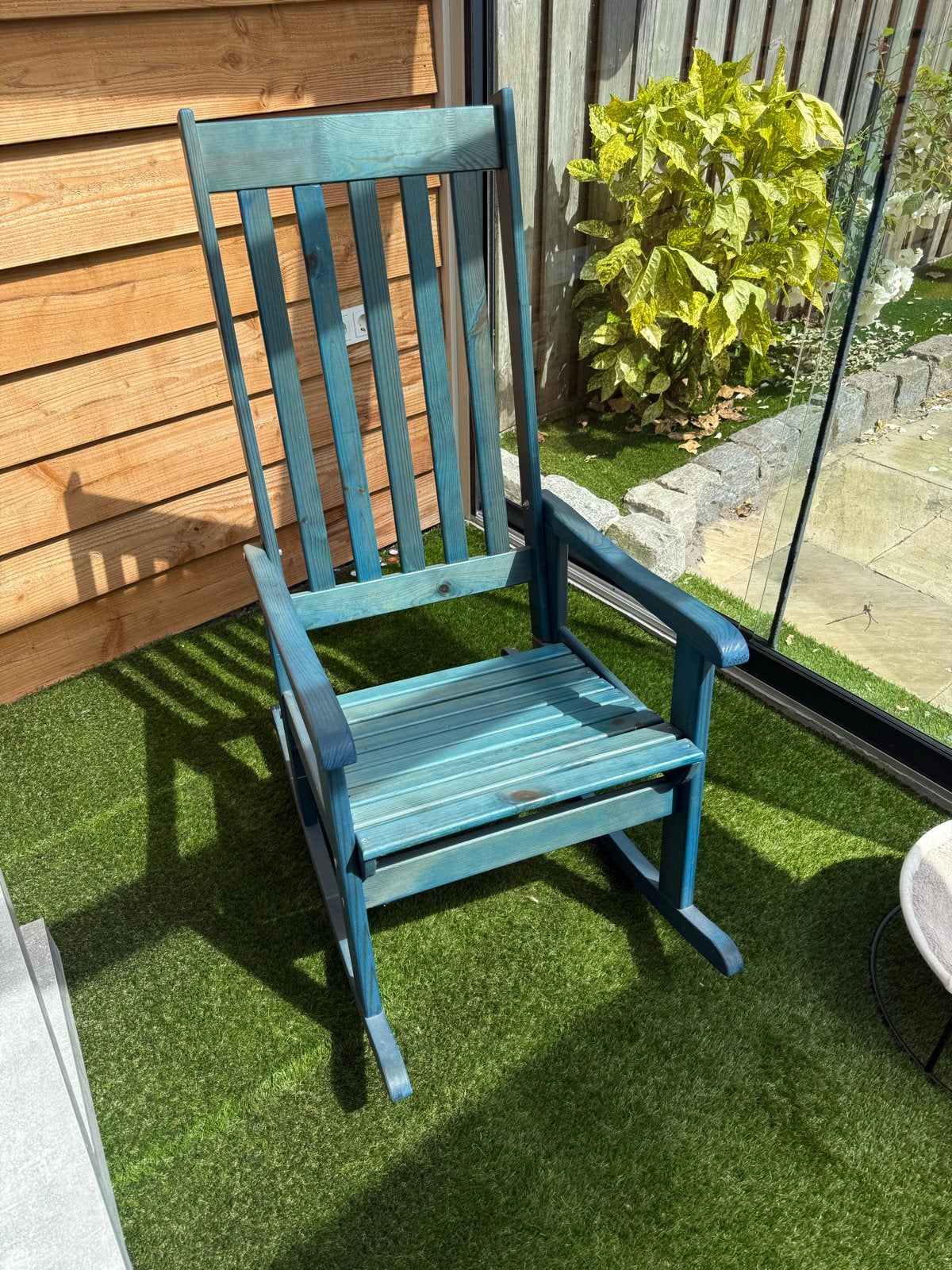 Schommelstoel met kussens - Roze, Blauw, Zwart - Compleet, Huis en Inrichting, Stoelen, Ophalen, Gebruikt, Overige kleuren, Eén