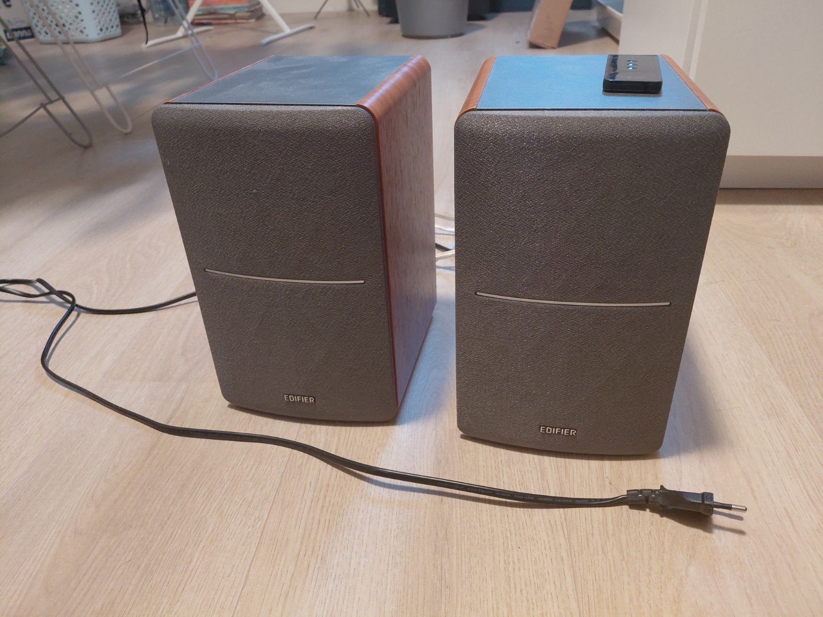 Edifier speakerset R1280T