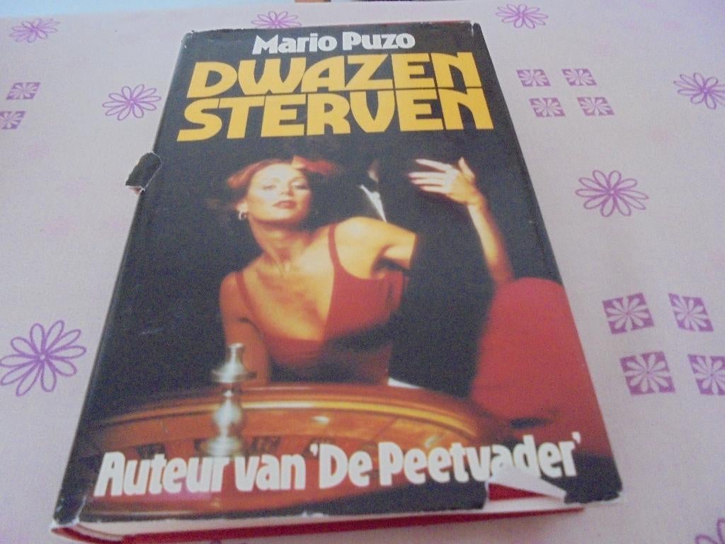6 spannende thrillers, Ophalen of Verzenden, Zo goed als nieuw