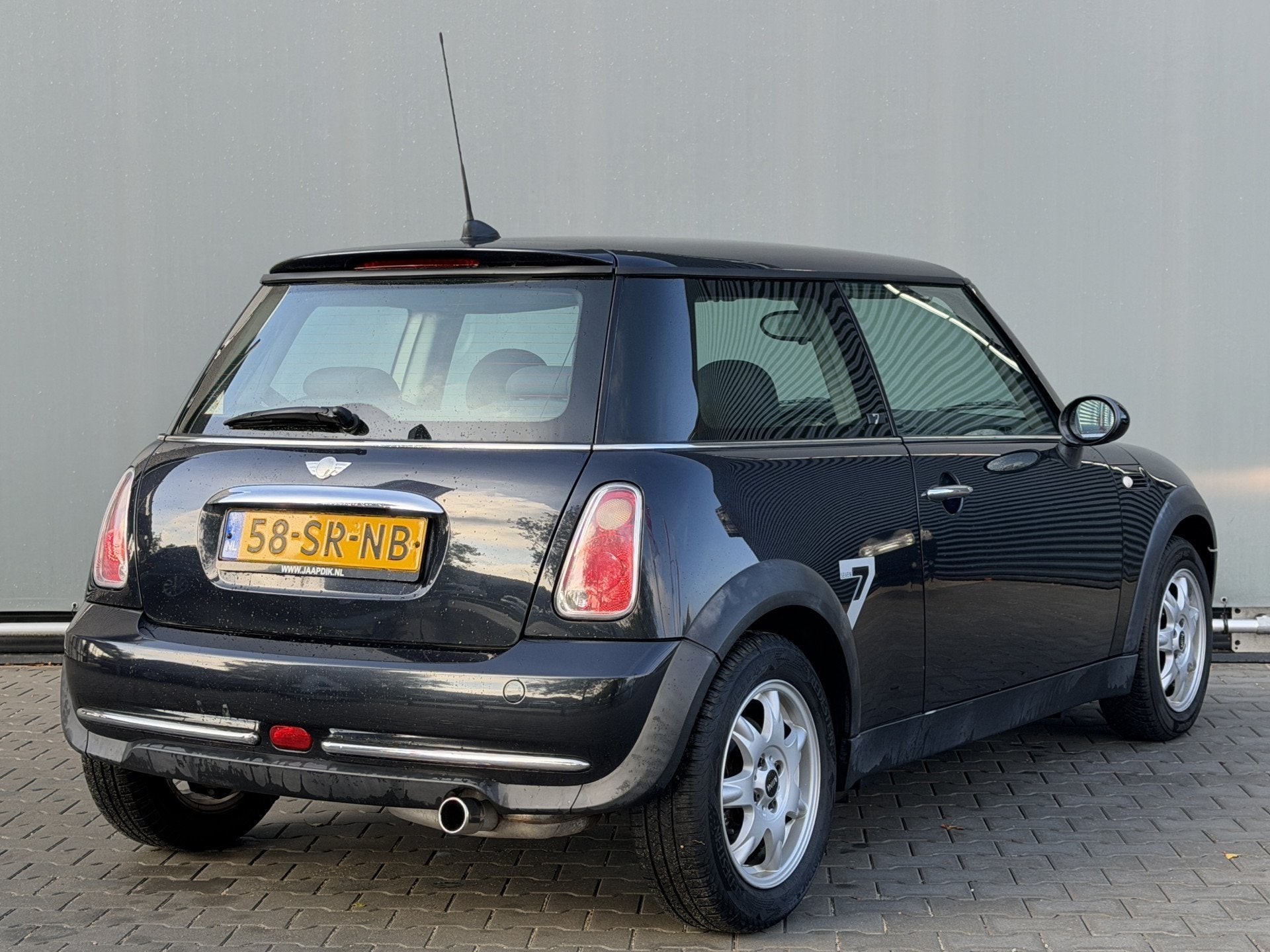 MINI 3-deurs BWJ 2006 | 1.6I 90PK One Seven | AIRCO | LICHTM, Auto's, Voorwielaandrijving, Gebruikt, 4 cilinders, 4 stoelen