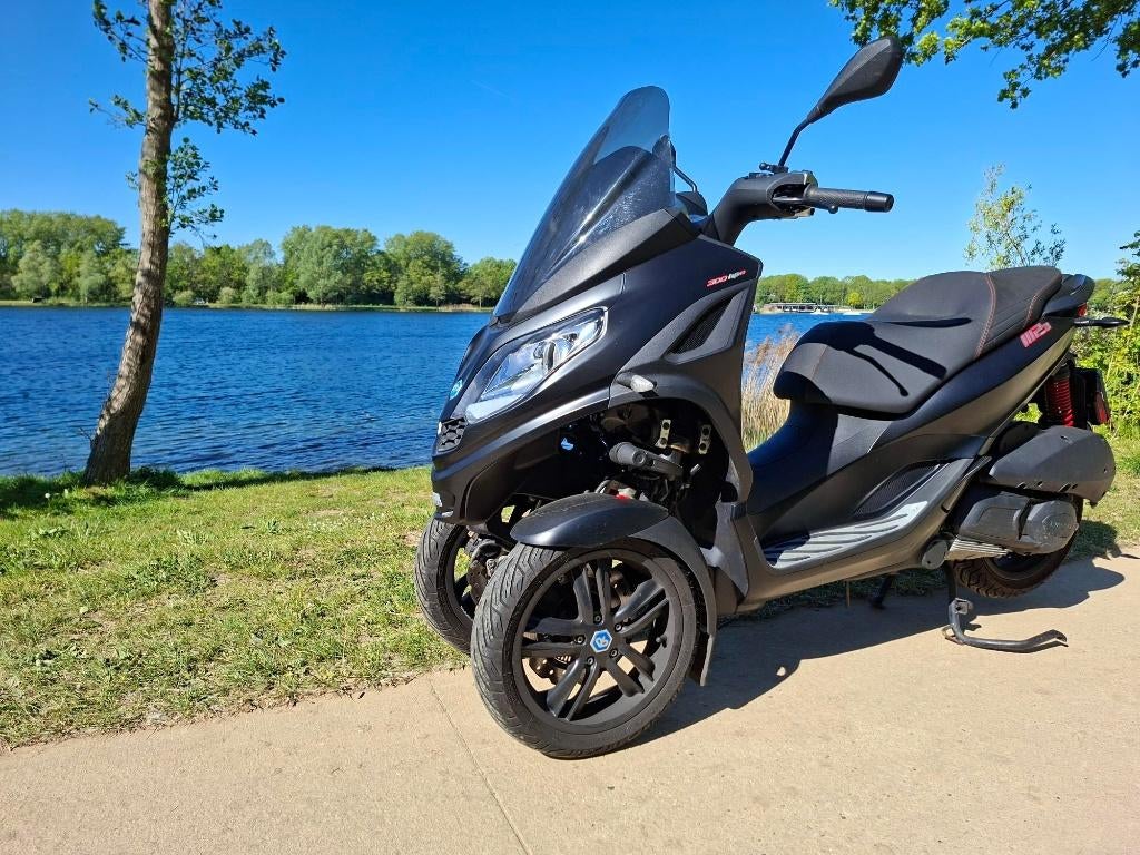 Piaggio MP3 300 HPE Sport, Ophalen, Overige modellen, Zo goed als nieuw, Benzine