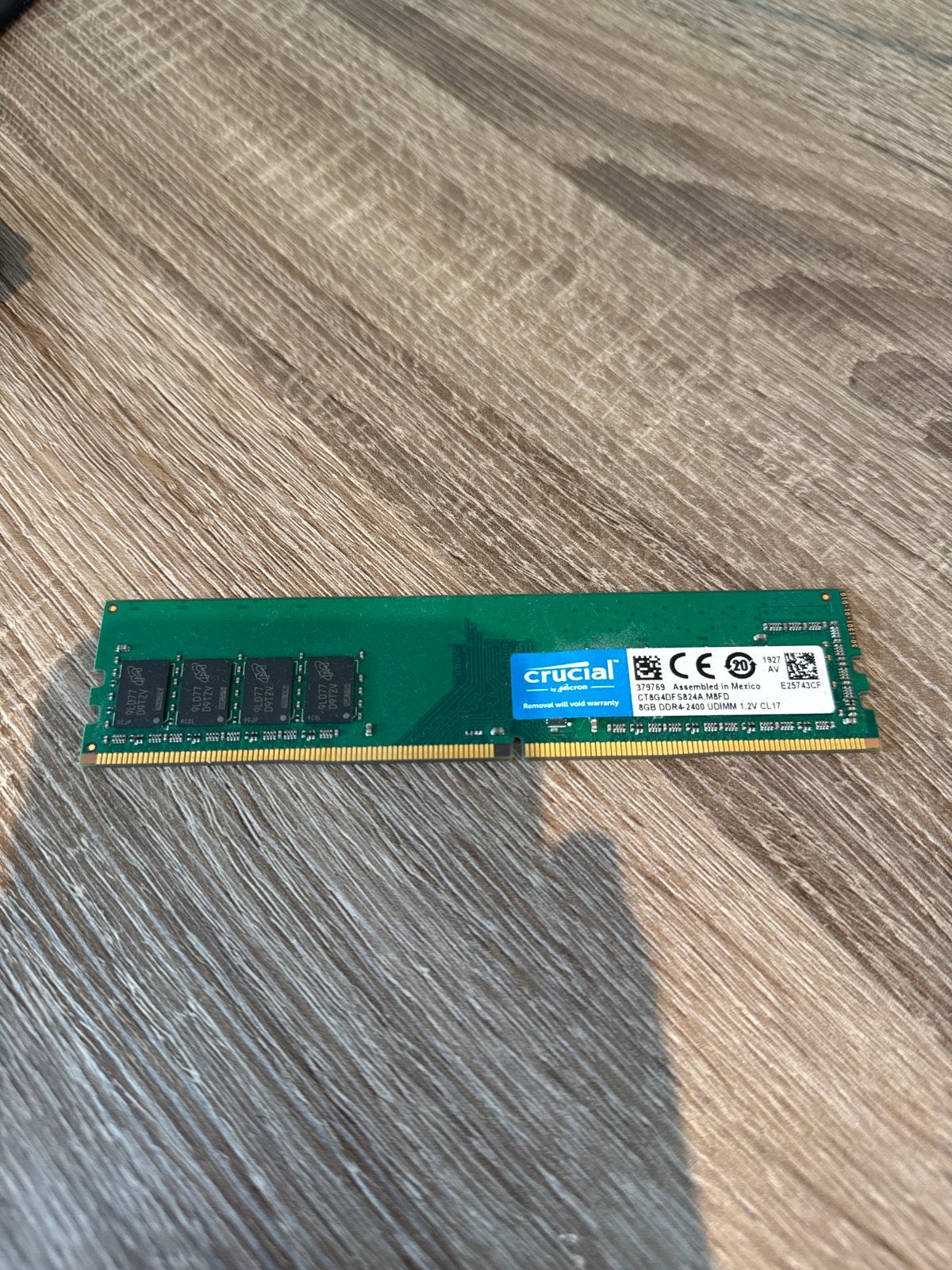Crucial DDR4-2400 8GB RAM Geheugenmodule, Computers en Software, Gebruikt, DDR4, 8 GB, Ophalen of Verzenden