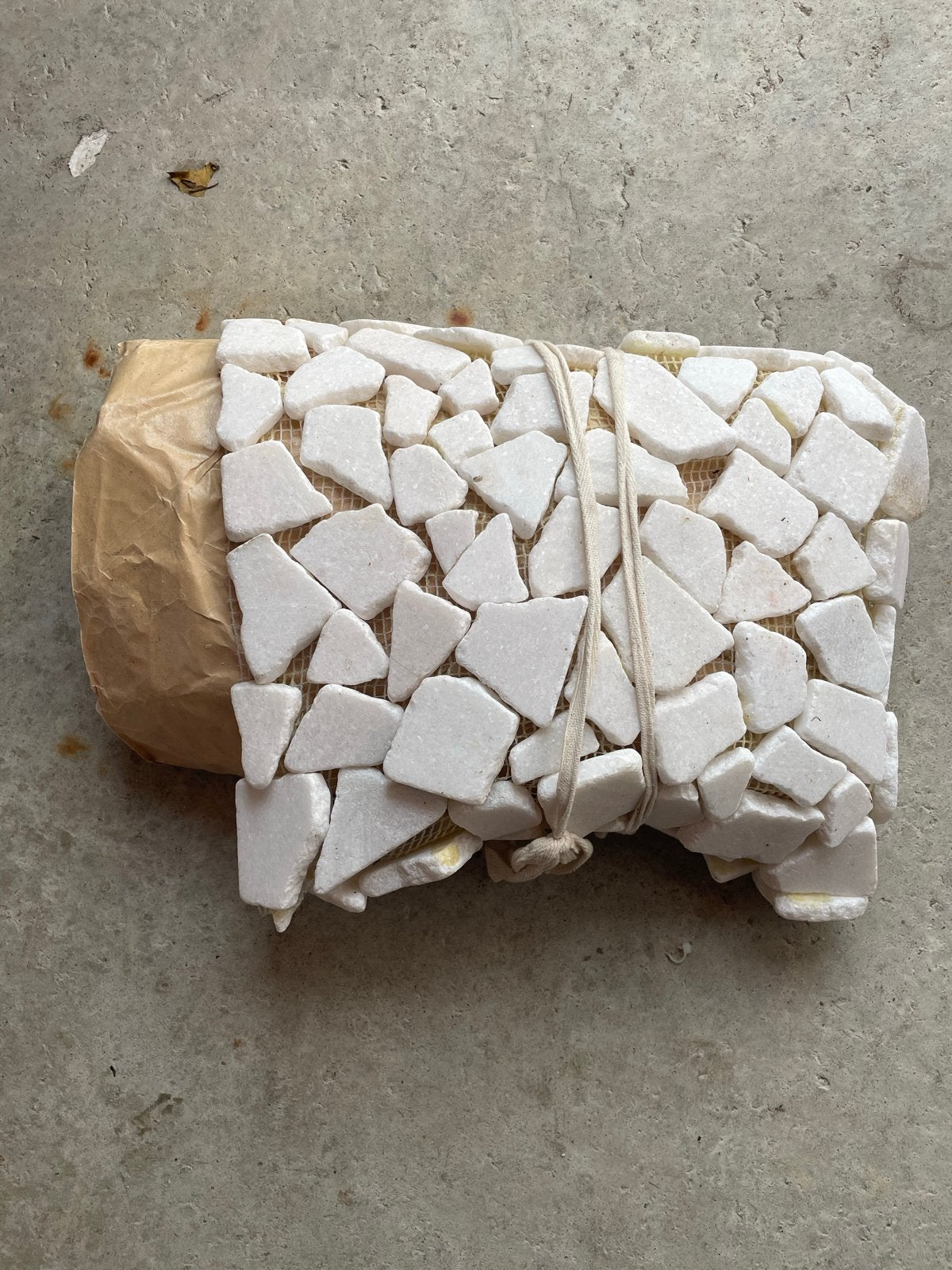 Witte mozaïek tapijttegels (ca. 5,3 m²), Ophalen, Nieuw, 5 tot 10 m², 20 tot 40 cm