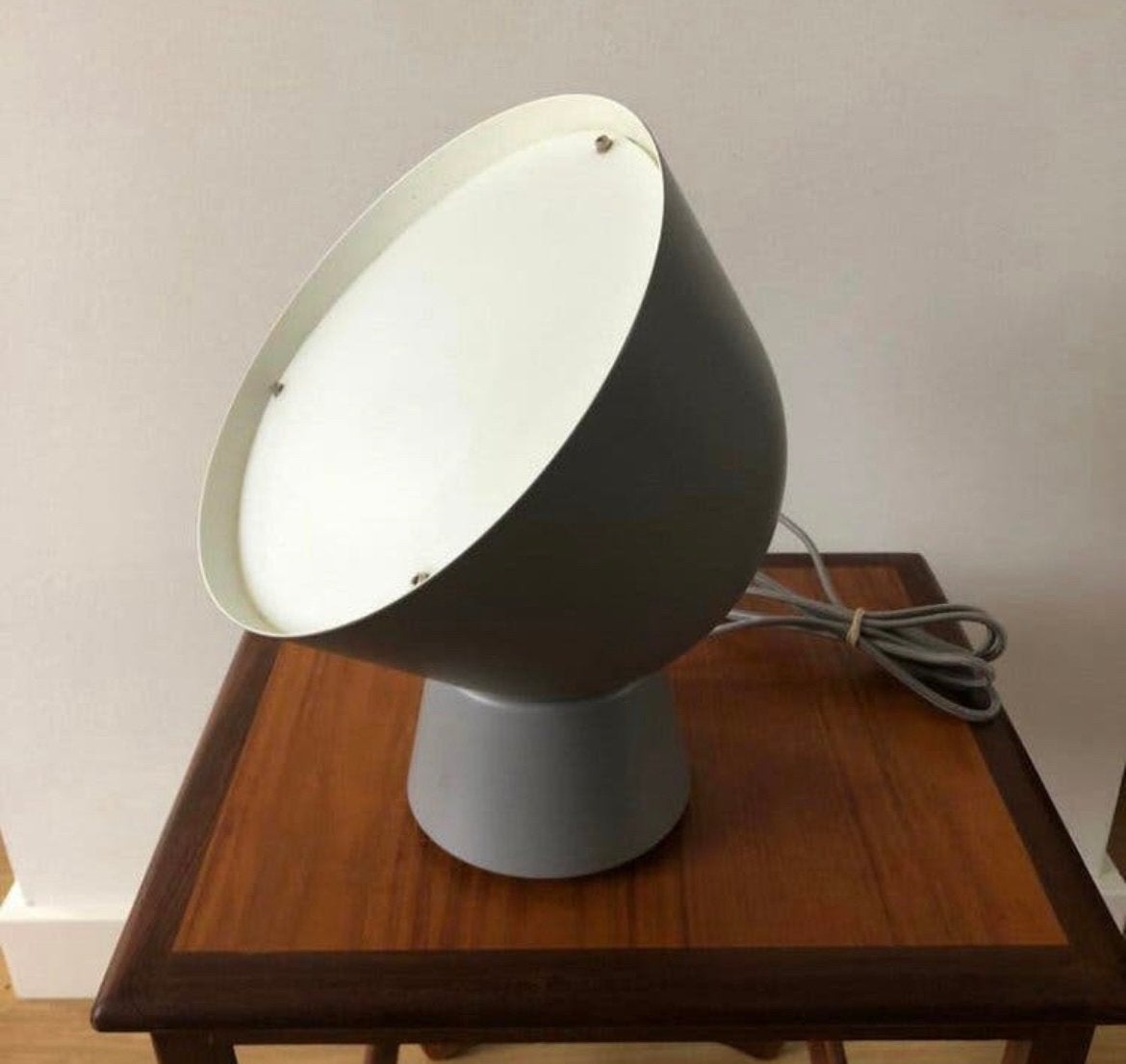 IKEA PS 2017 wand- of tafellamp, ontworpen door Ola Wihlborg, 32 cm, Minimalistisch, Zo goed als nieuw, Grijs