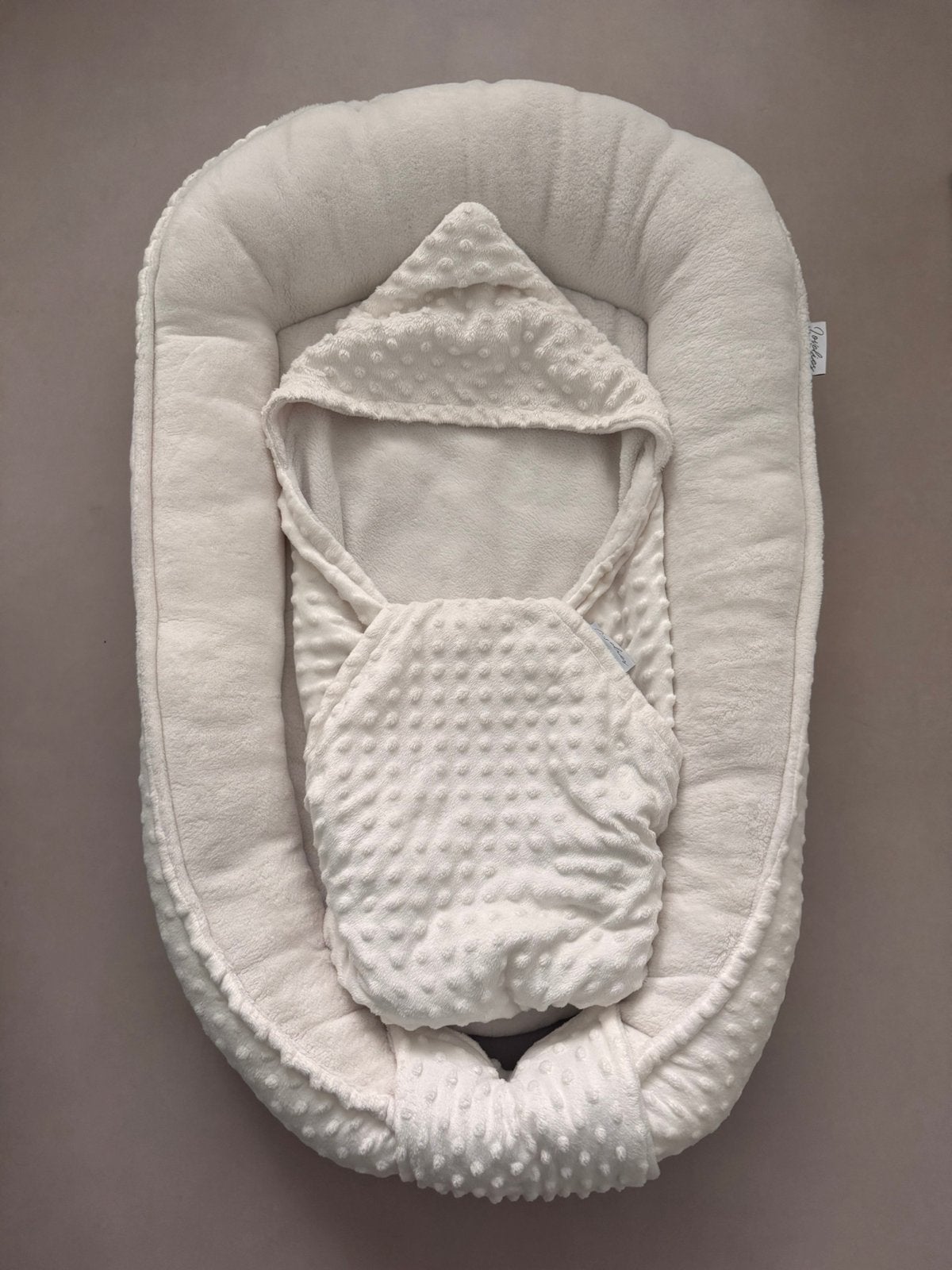 Babynestje inclusief bijpassend wikkeldoek en deken, Ophalen, Zo goed als nieuw