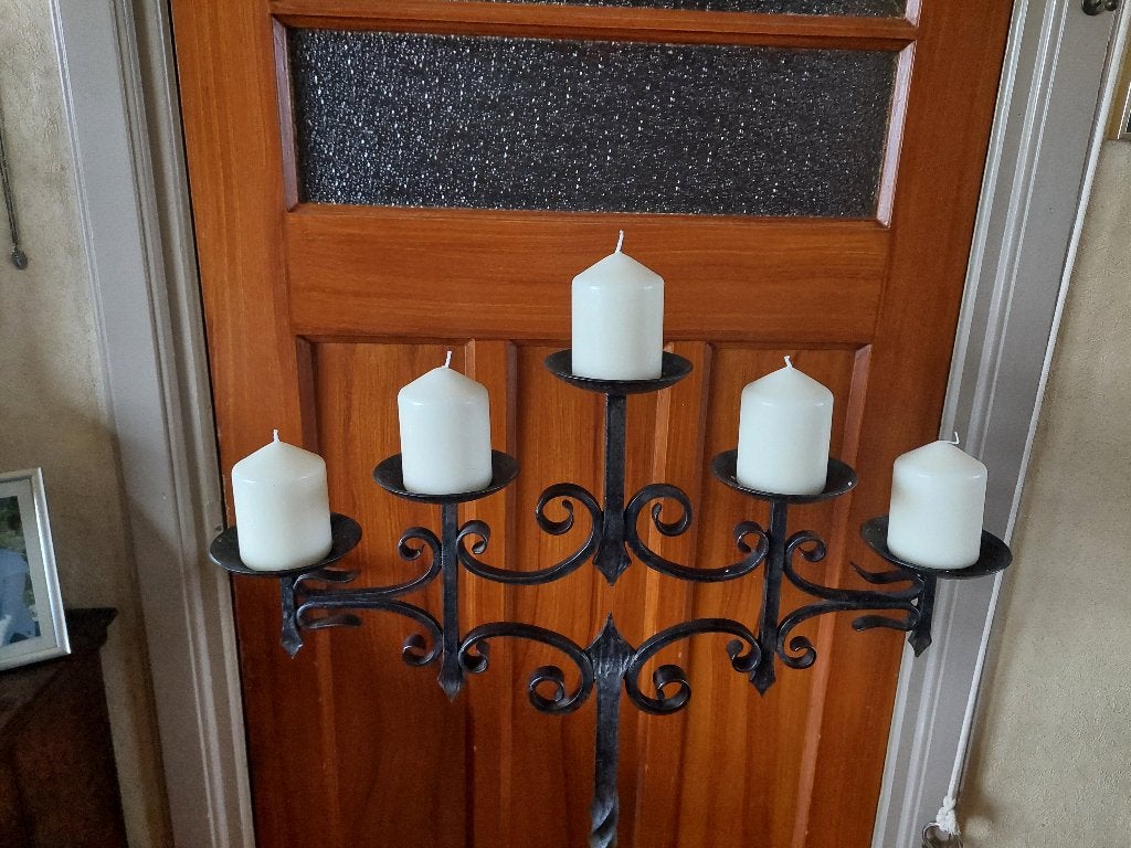 Smeedijzeren kerkkandelaar / 135 cm. hoog / Met 5 kaarsen, Antiek en Kunst, Ophalen, Overige materialen