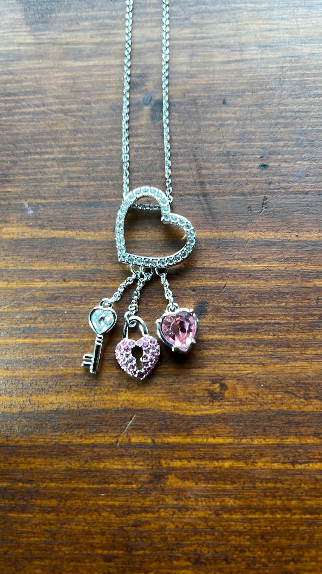 Vintage, Swarovski Hart, Slot, en Sleutel ketting. 44,5 cm, Verzamelen, Ophalen of Verzenden, Zo goed als nieuw, Sieraad of Horloge