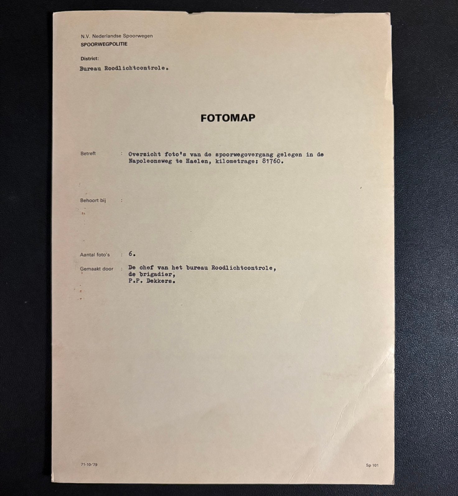 Fotomap spoorwegpolitie spoorwegovergang te Haelen (1984), Ophalen of Verzenden, Gebruikt, Trein, Boek of Tijdschrift