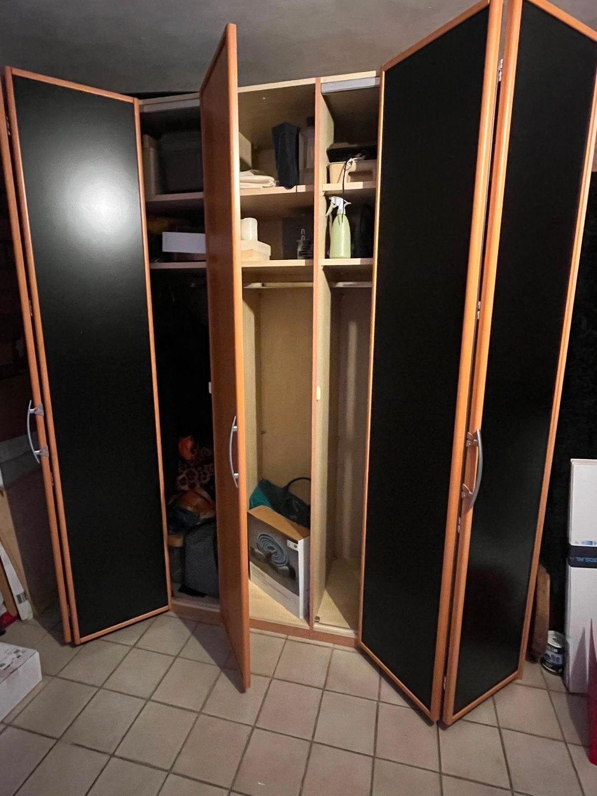 Kledingkast met 6 deuren - Zwart/Hout, Ophalen, Gebruikt, 200 cm of meer, Overige houtsoorten