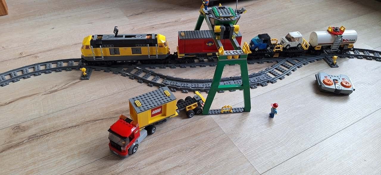 LEGO City Vrachttrein 7939 met extra wissels, Kinderen en Baby's, City, Lego, Ophalen of Verzenden, Zo goed als nieuw