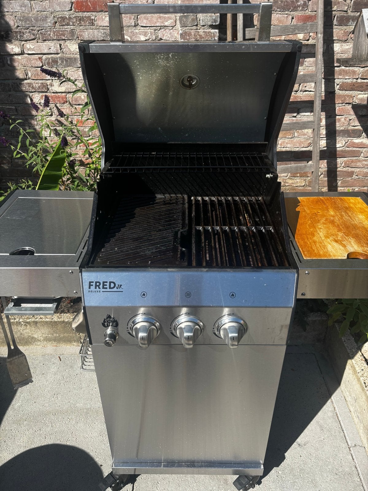 Burnhard Fred Jr. Deluxe gasbarbecue incl. hoes, Ophalen, Gebruikt