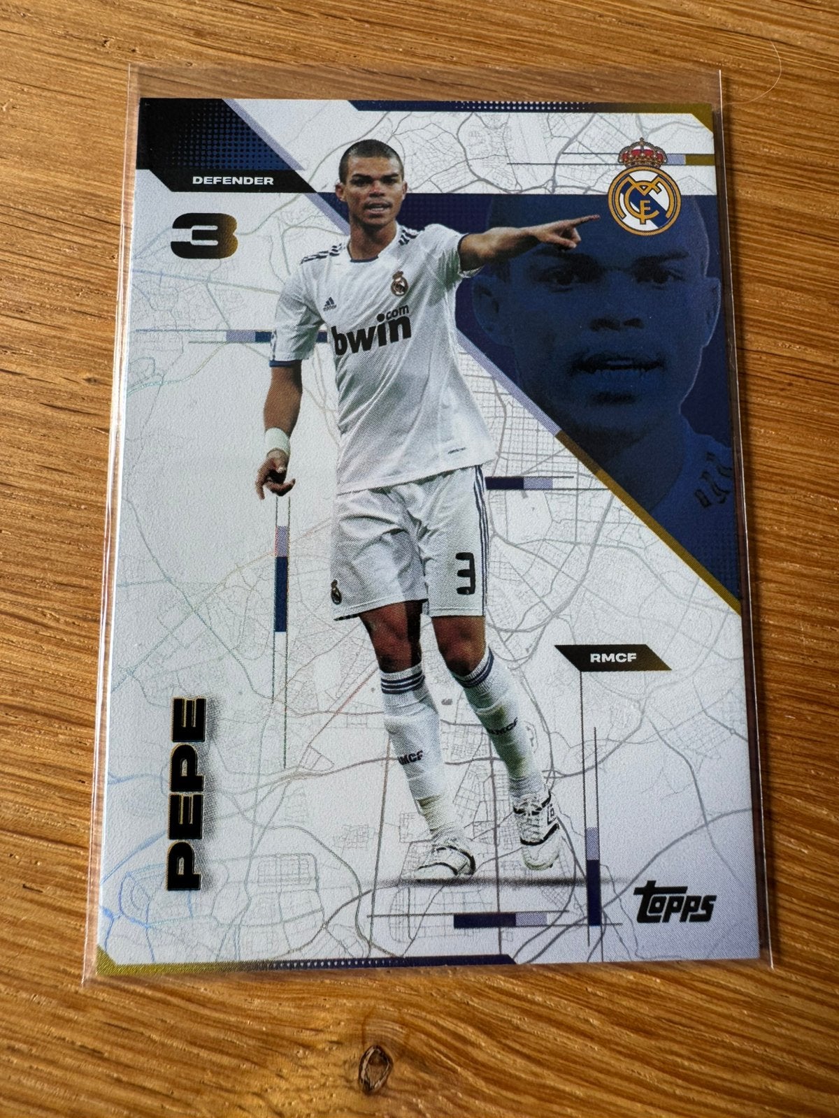 Pepe Real Madrid Topps Modern Madrid, Ophalen of Verzenden, Zo goed als nieuw, Buitenlandse clubs, Poster, Plaatje of Sticker