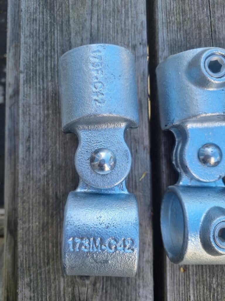 Schanierbare koppeling buismaat 42mm, Doe-het-zelf en Verbouw, Steigers, Ophalen of Verzenden, Nieuw, Overige typen, Minder dan 2 meter