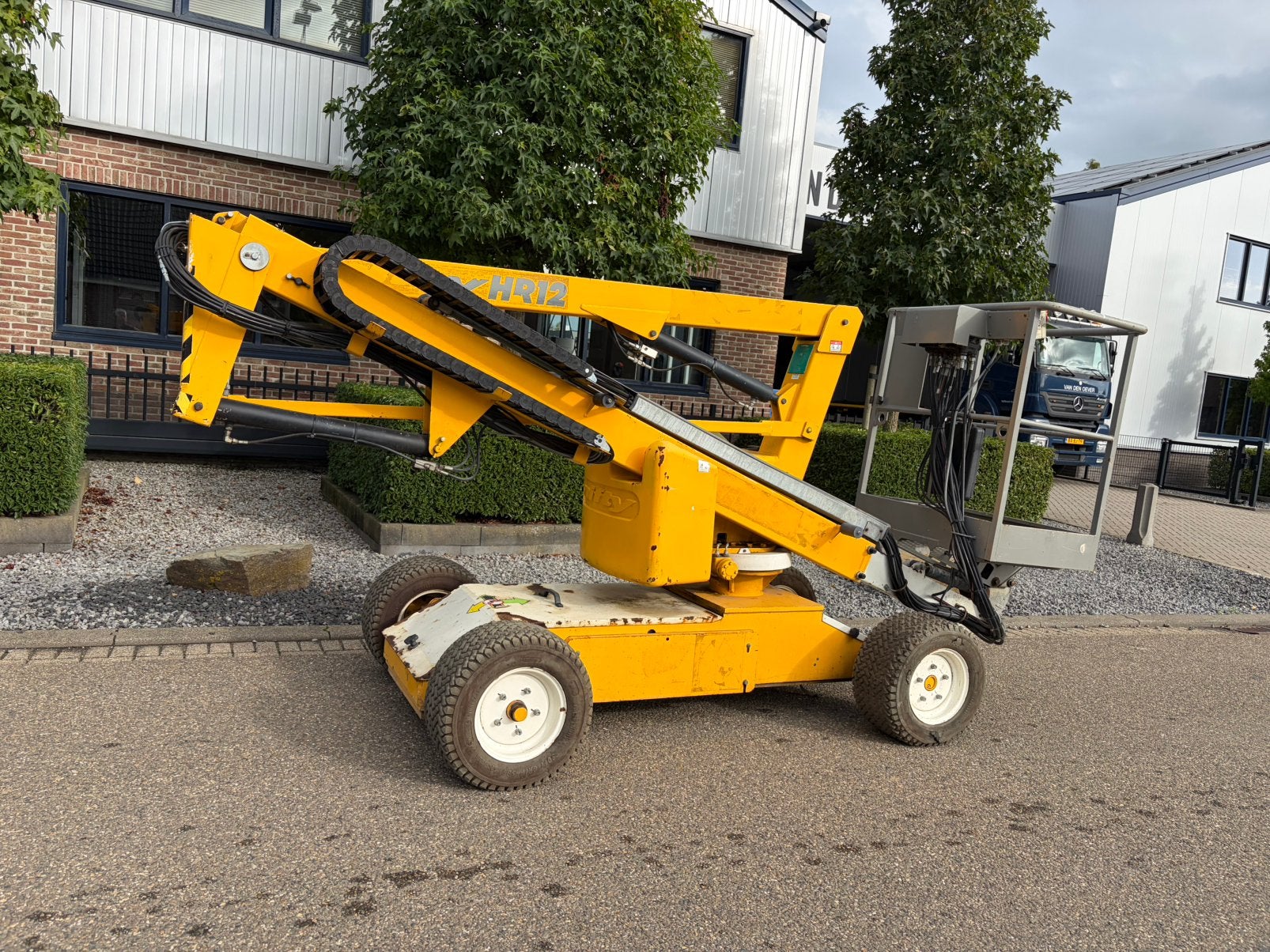 Foto 3 van Niftylift HR12 ( nieuwe accu’s)