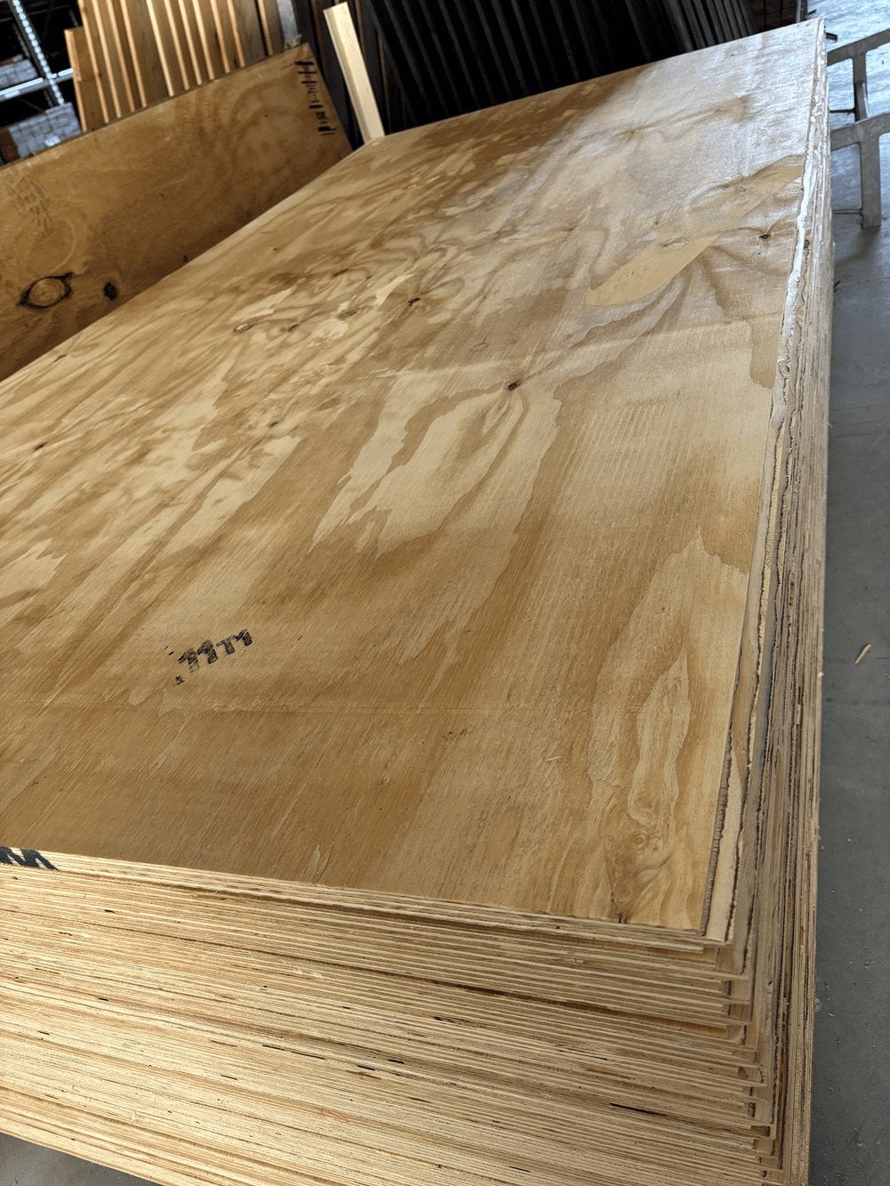 Underlayment / Multiplex 18mm 5 hele platen + 1 restant, Doe-het-zelf en Verbouw, Ophalen, Zo goed als nieuw, Multiplex