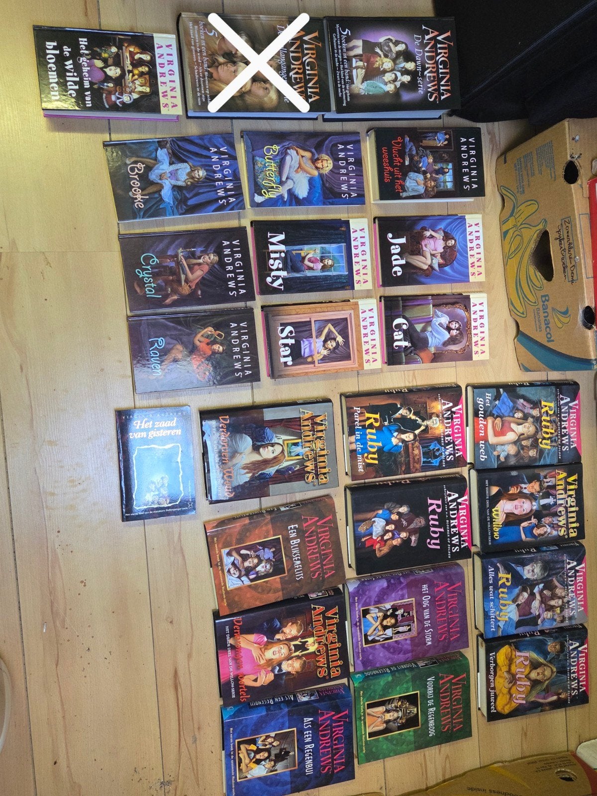 24 boeken Virginia Andrews, Ophalen, Gelezen