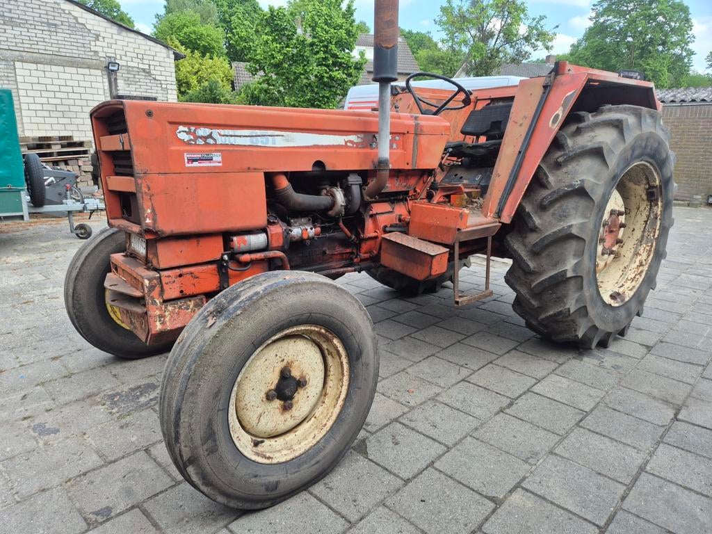 Renault 851-4 en 851 turbo mwm td226-4, Zakelijke goederen, Agrarisch | Tractoren, Ophalen, Gebruikt, 80 tot 120 Pk, Renault
