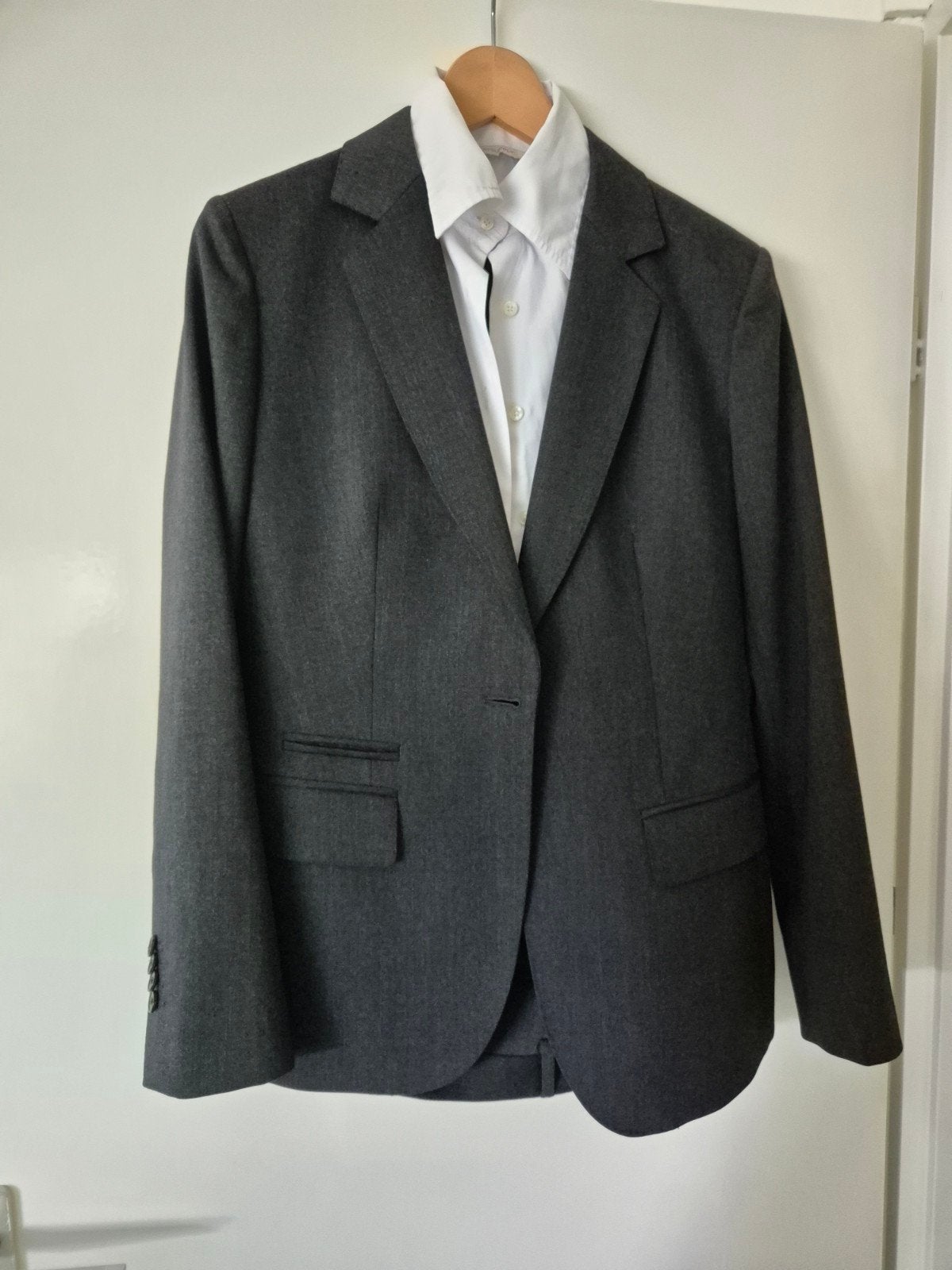 Stenden kleding grijs met  blouse maat 40, Ophalen of Verzenden, Zo goed als nieuw, Maat 38/40 (M), Grijs