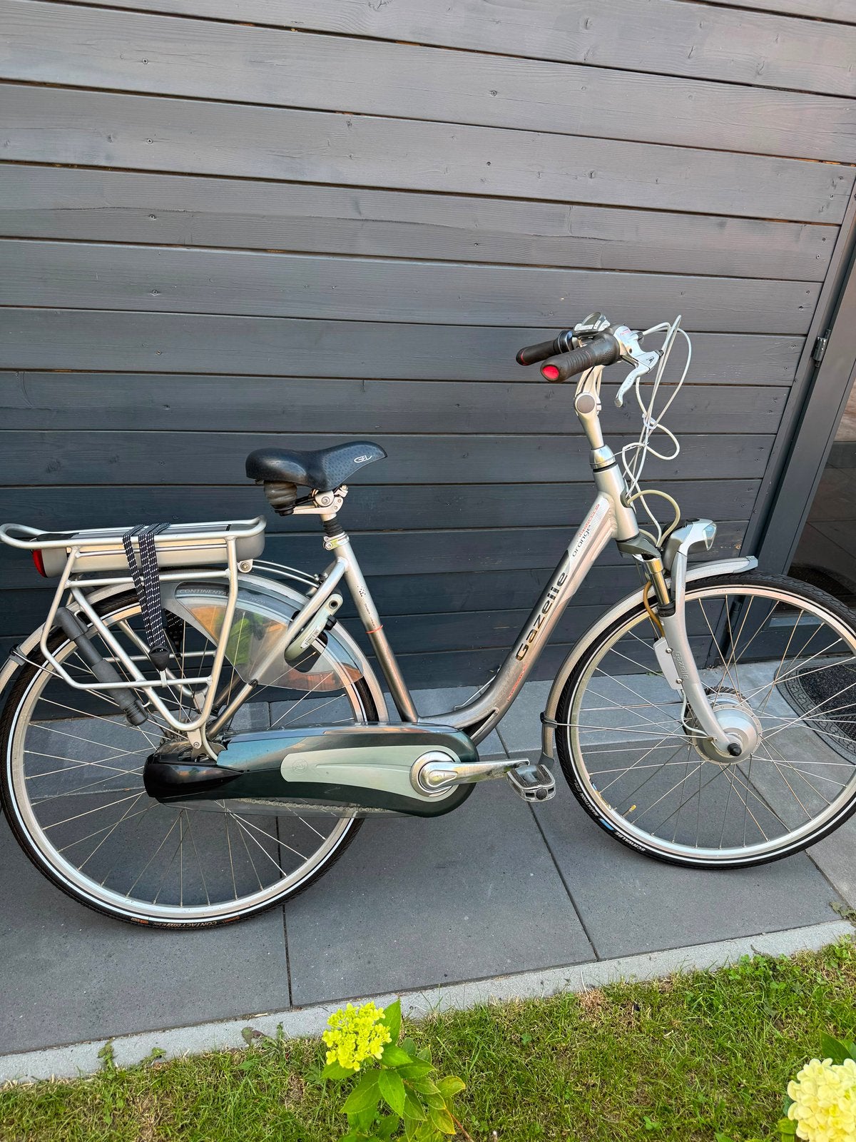 Gazelle orange Elektrische fiets Damesfiets, Ophalen, Zo goed als nieuw, 47 tot 51 cm, 50 km per accu of meer