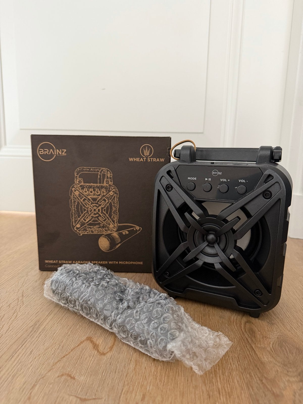 Brainz Wheat Straw Karaoke Speaker met Microfoon, Audio, Tv en Foto, Karaoke-apparatuur, Ophalen of Verzenden, Nieuw, Complete set