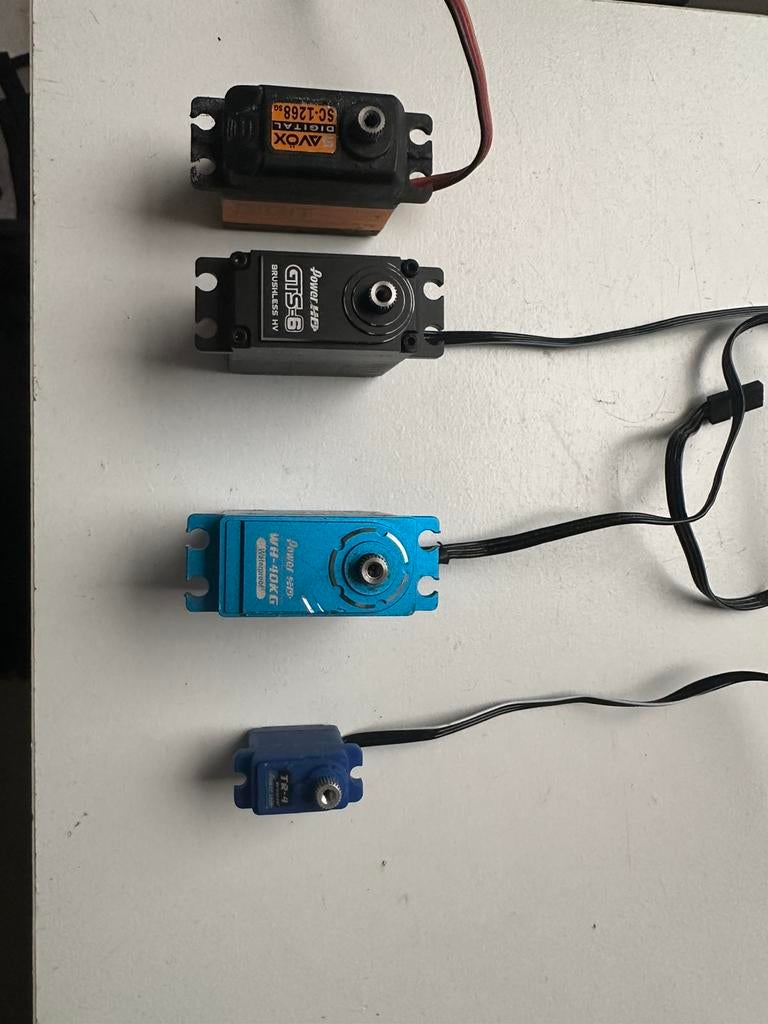 powerhd en savox servo’s arrma traxxas losi xray, Hobby en Vrije tijd, Ophalen of Verzenden, Zo goed als nieuw, Overige schalen