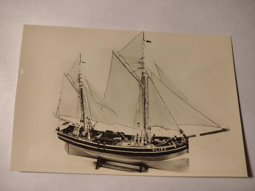 Vlaardingen VISSERIJMUSEUM Westhavenkade 53-54 Model van een, Verzamelen, Ansichtkaarten | Nederland, Ophalen of Verzenden, Voor 1920