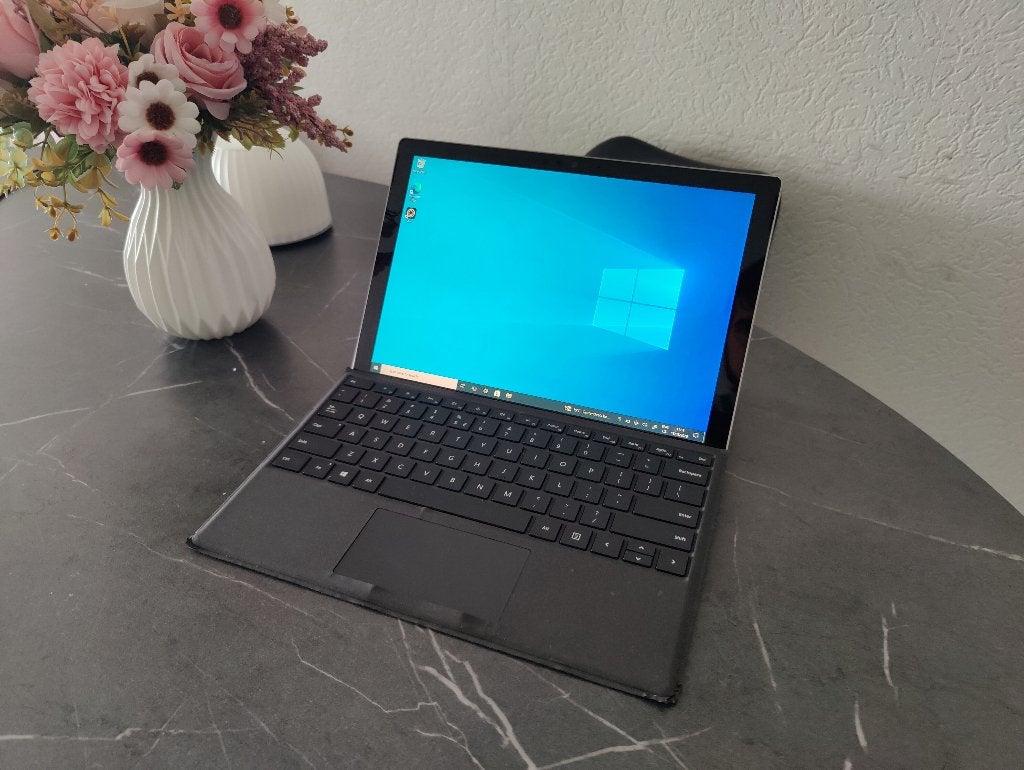 Surface Pro 5, Usb-aansluiting, 12 inch, Ophalen of Verzenden, Zo goed als nieuw