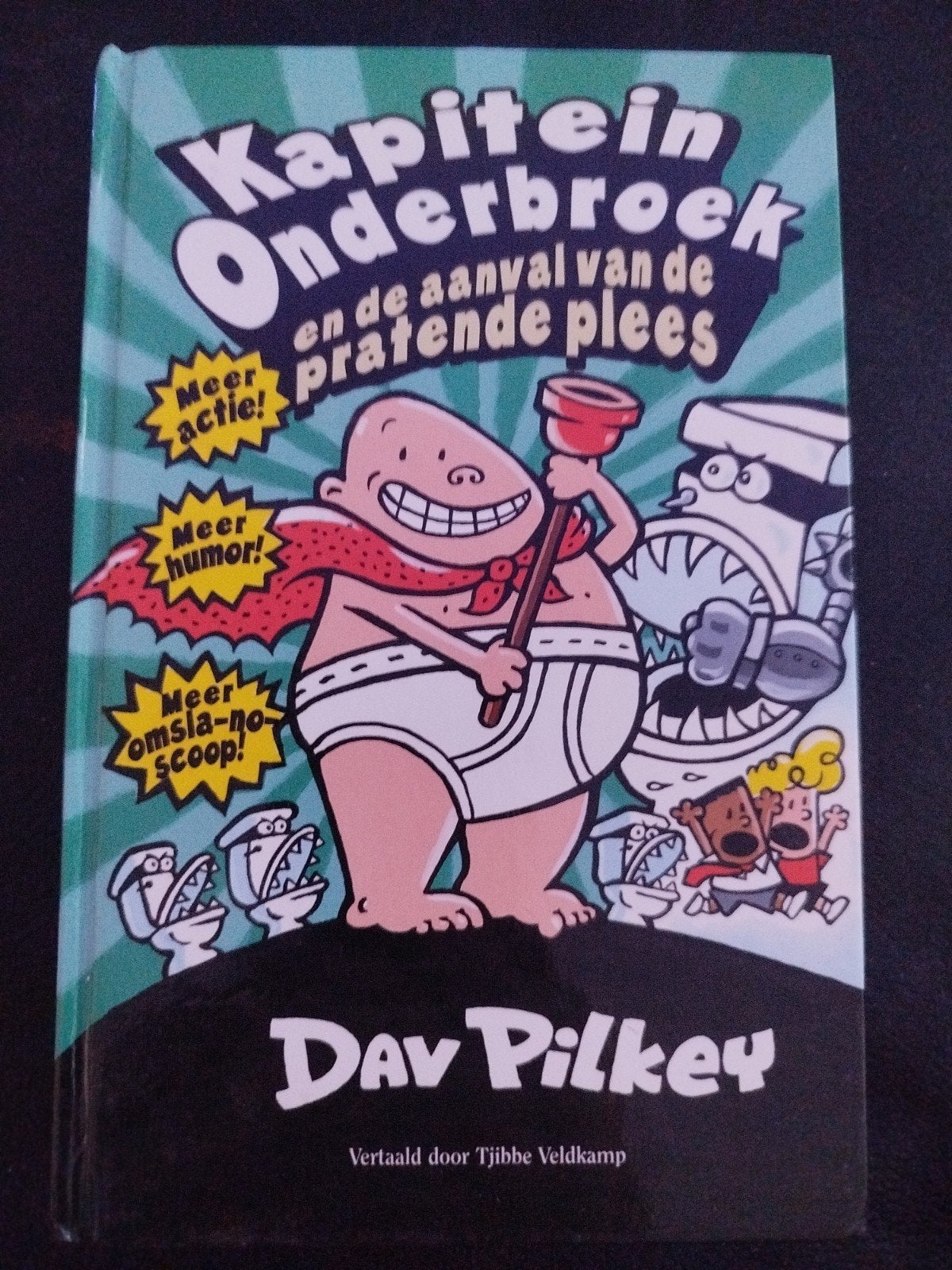KAPITEIN ONDERBROEK DE AANVAL VAN DE PRATENDE PLEES, Fictie algemeen, Ophalen of Verzenden, Zo goed als nieuw, Dav Pilkey