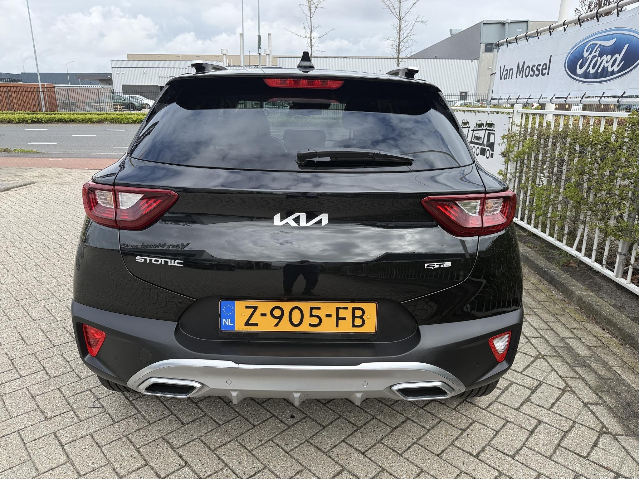 Kia Stonic 1.0 T-GDi MHEV GT-PlusLine | Automaat | Navigatie, Auto's, 450 kg, Gebruikt, Euro 6, Leder en Stof
