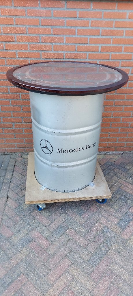 Mercedes oliedrum/statafel, Ophalen, Gebruikt