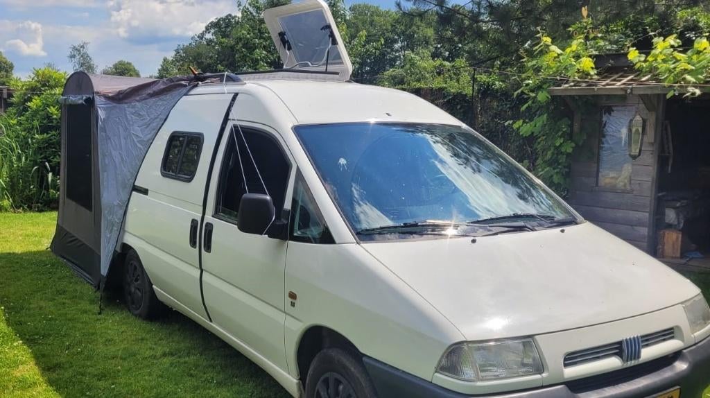 Fiat Scudo 1.6 - minicamper (benzine) 43.000 km - 1996, Auto's, Voorwielaandrijving, 1581 cc, 4 cilinders, Leder en Stof