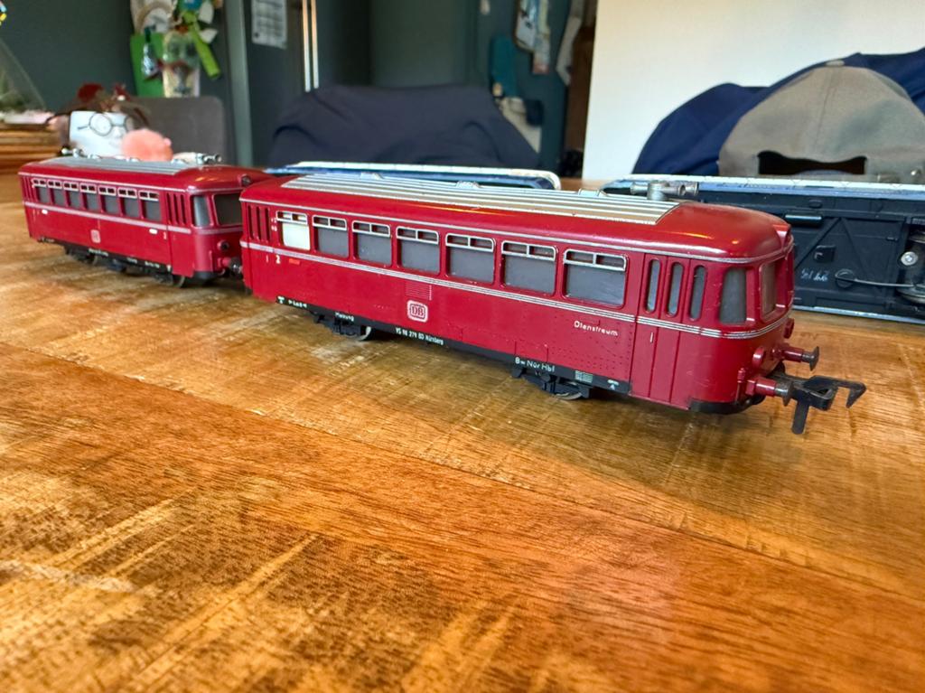 Fleischmann HO Railbus 1370 VT98 2 sets  in nette staat, Hobby en Vrije tijd, Modeltreinen | H0, Zo goed als nieuw, Locomotief