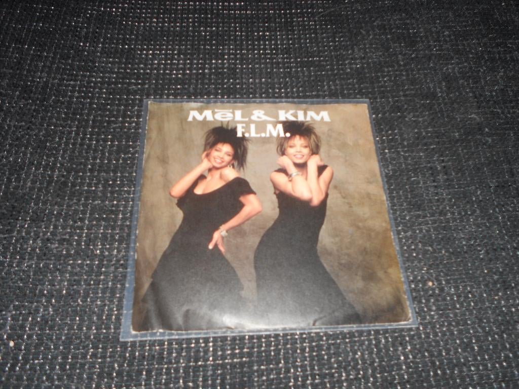 f.l.m. - mel & kim, Gebruikt, 7 inch, Ophalen of Verzenden, Fotohoes
