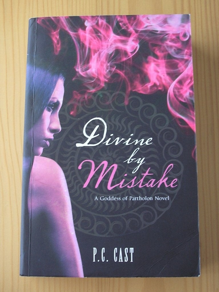 Divine by mistake - P.C. Cast, Ophalen of Verzenden, Gelezen, P.C. Cast
