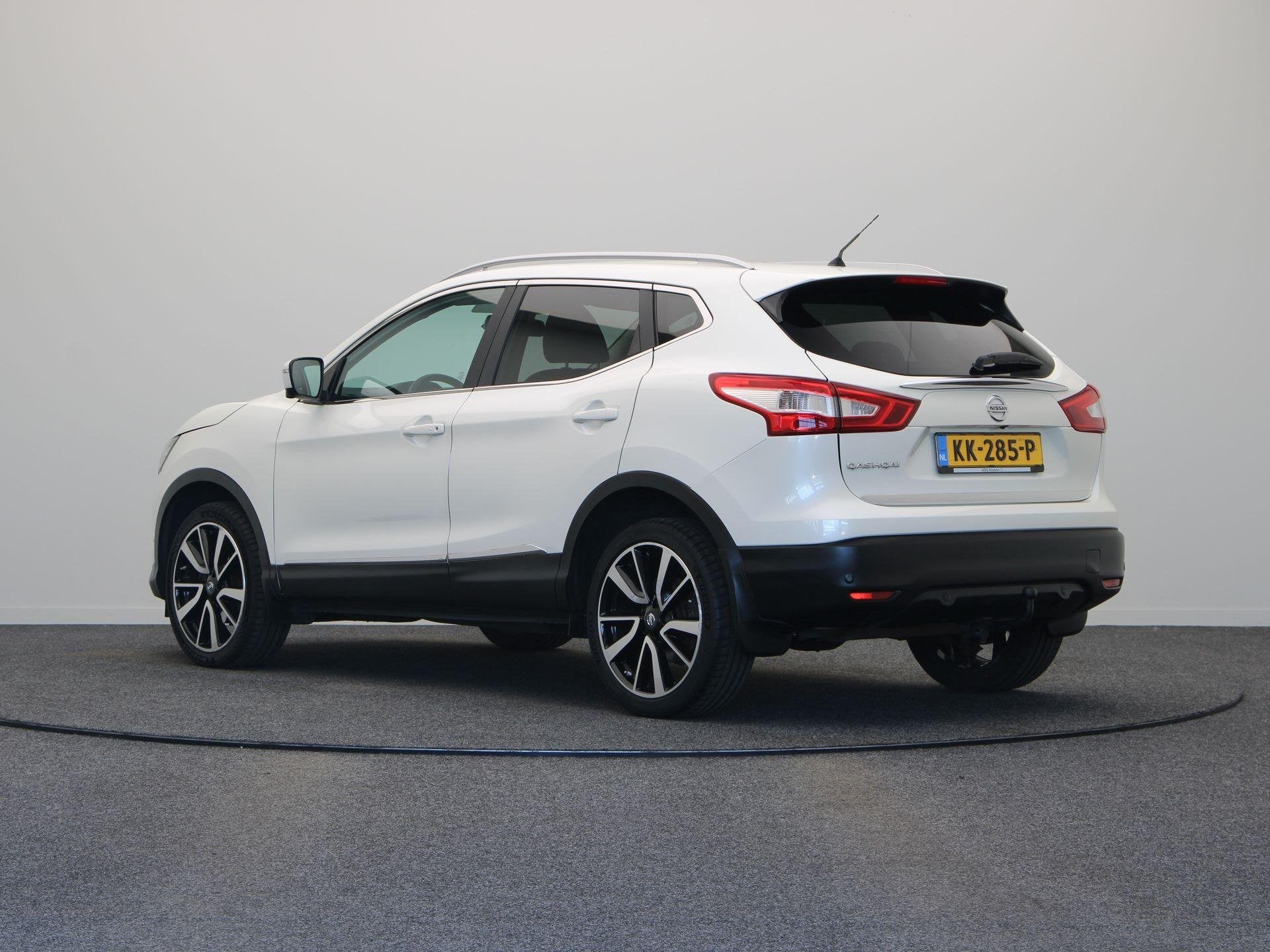 Nissan Qashqai 1.6 Tekna | Abd Onderhouden | Trekhaak | 1500, Auto's, Voorwielaandrijving, 1618 cc, Gebruikt, Euro 6