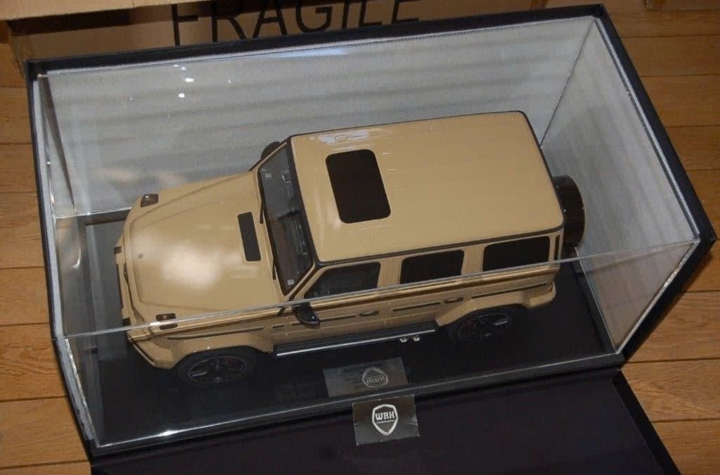 UNIEK !! 1:8 Minichamps Mercedes G63 2018 beige LTD 99 WRH, Hobby en Vrije tijd, Modelauto's | 1:5 tot 1:12, Ophalen, Nieuw, 1:5 t/m 1:8
