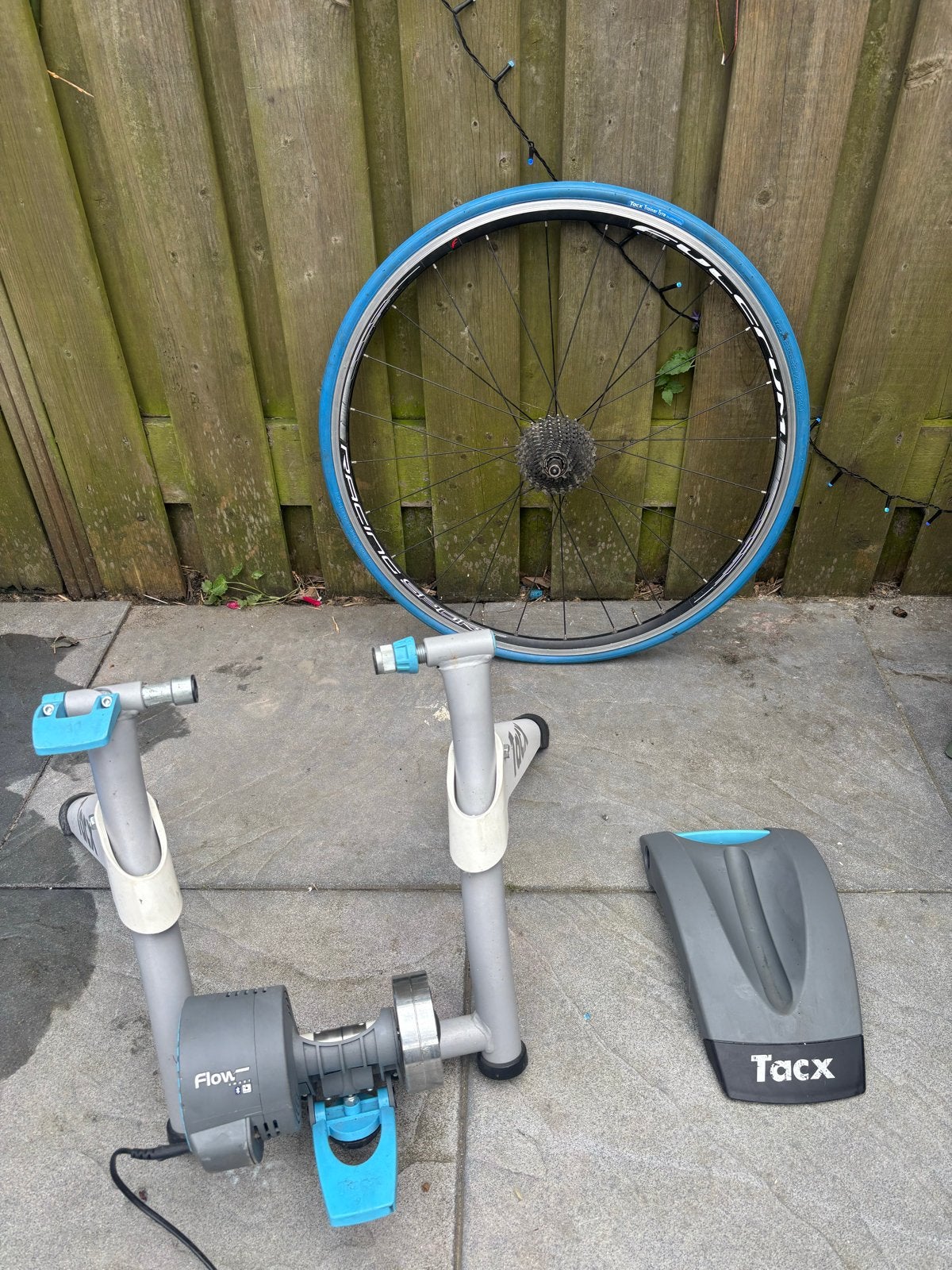 Tacx Flow Smart Hometrainer met Fulcrum Racing Sport Wiel, Sport en Fitness, Gebruikt, Ophalen of Verzenden, Metaal, Benen