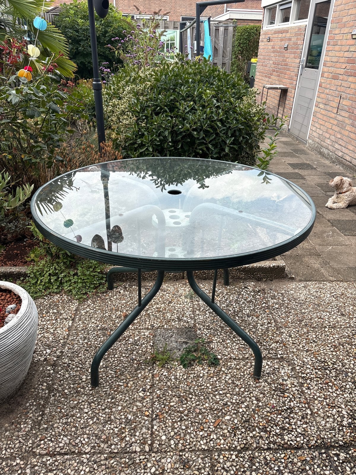 Ronde tuintafel met glazen blad, Ophalen, Gebruikt, Rond, Metaal