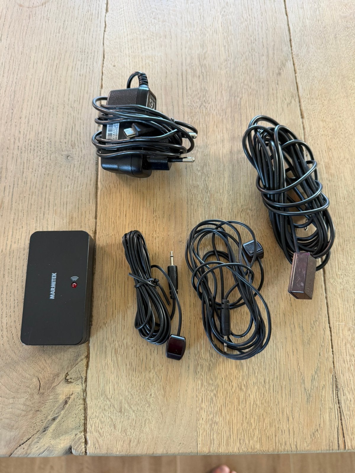 Marmitek Invisible Control 6 XTRA Remote Extender, Audio, Tv en Foto, Afstandsbedieningen, Ophalen of Verzenden, Zo goed als nieuw