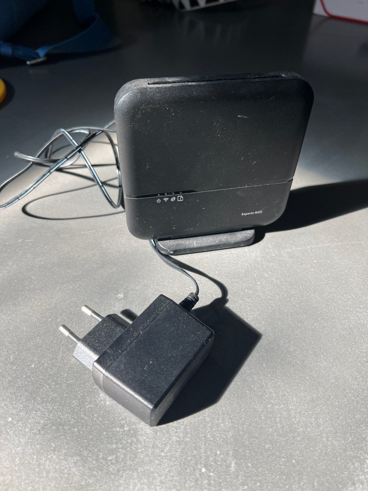 Experia WiFi versterker met adapter - Werkt perfect!, Computers en Software, WiFi-versterkers, Ophalen of Verzenden, Gebruikt