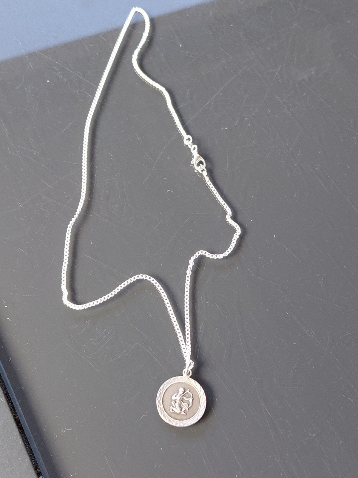 ZILVEREN KETTING MET ZILVEREN HANGER  925  BOOGSCHUTTER, Ophalen of Verzenden