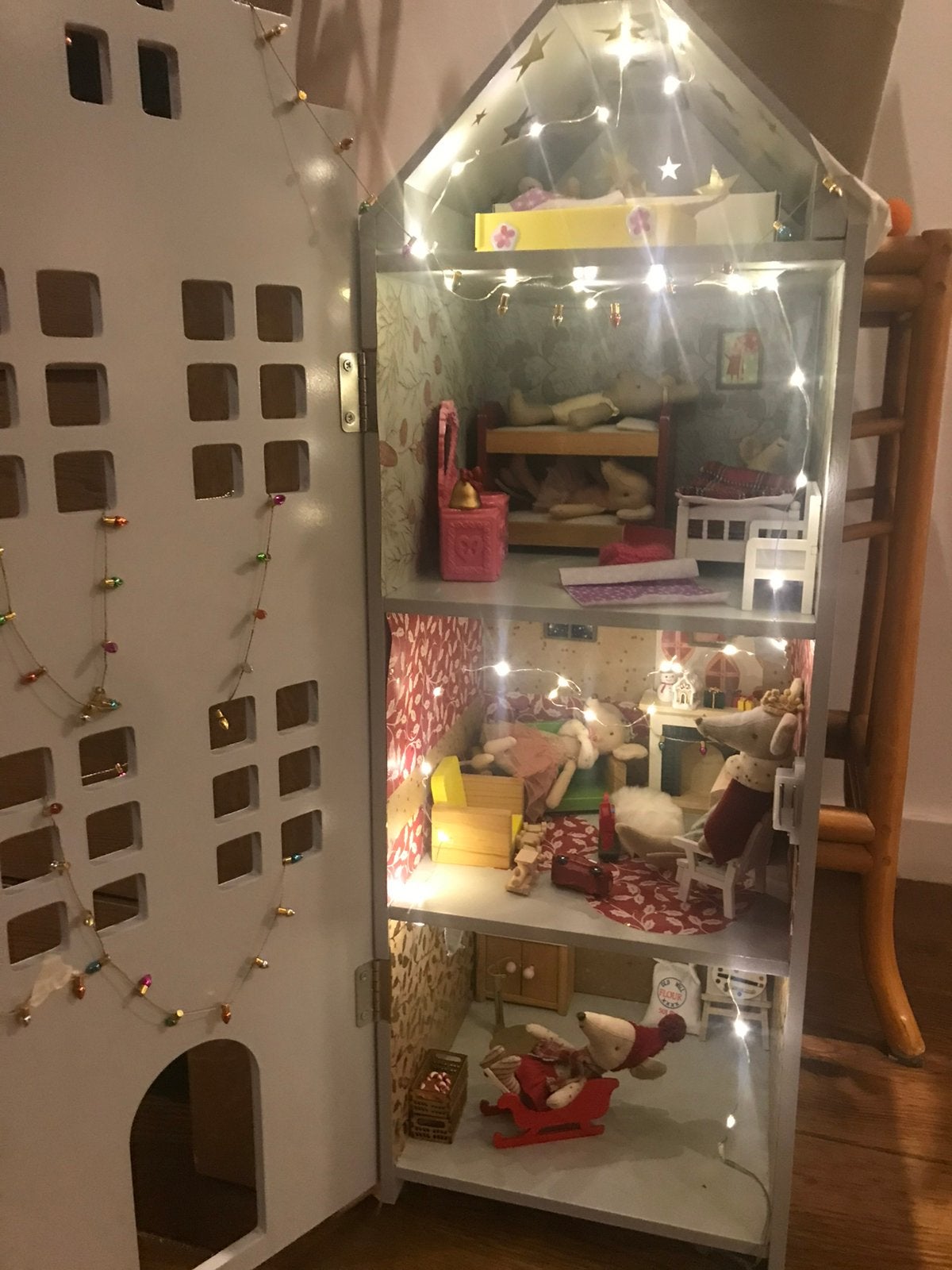 Poppenhuis HEMA met Meubels, Kinderen en Baby's, Ophalen, Zo goed als nieuw, Poppenhuis