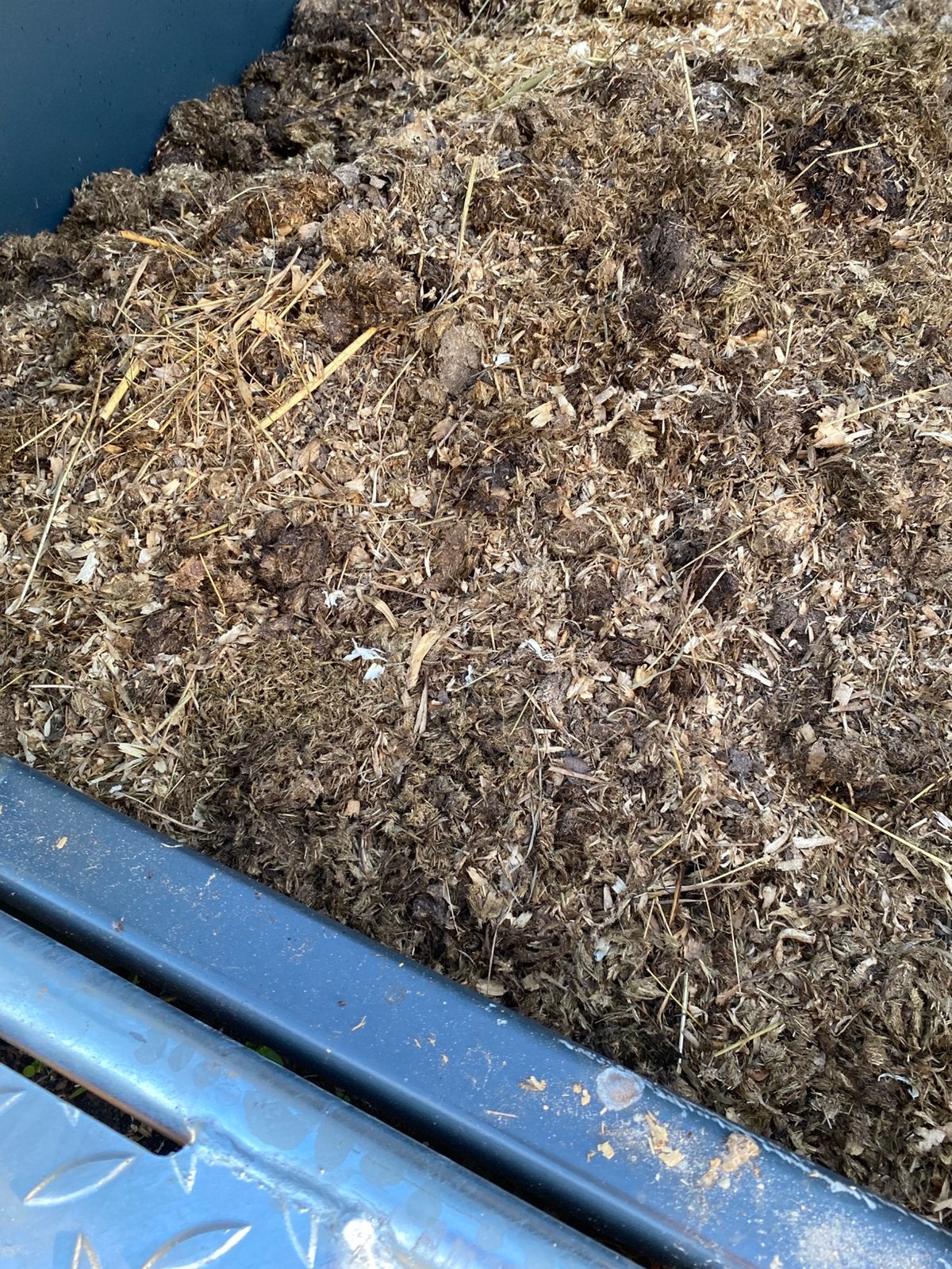 Gratis paardenmest, Ophalen, Mest