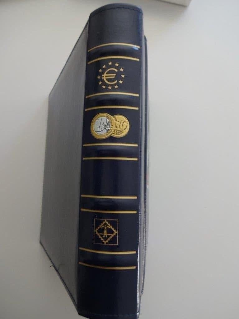 Leuchtturm Vista euromunten album eerste 12 euro landen, Postzegels en Munten, Ophalen of Verzenden, Verzamelmap